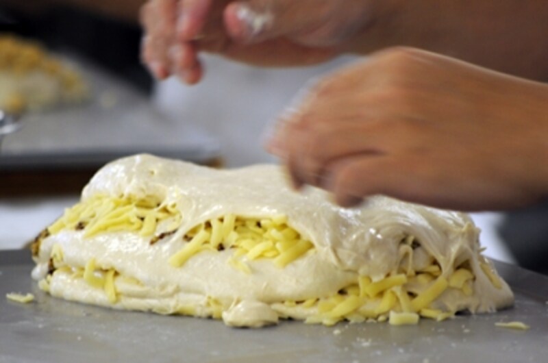 Nass Brot（濡らしパン）チーズとマスタードバージョン