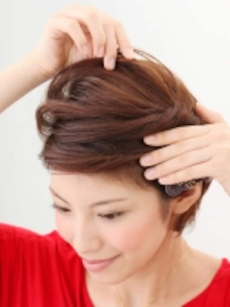 2 3 ショートヘア 額見せで簡単リーゼント風前髪アレンジ 結婚式 パーティーヘアアレンジ All About
