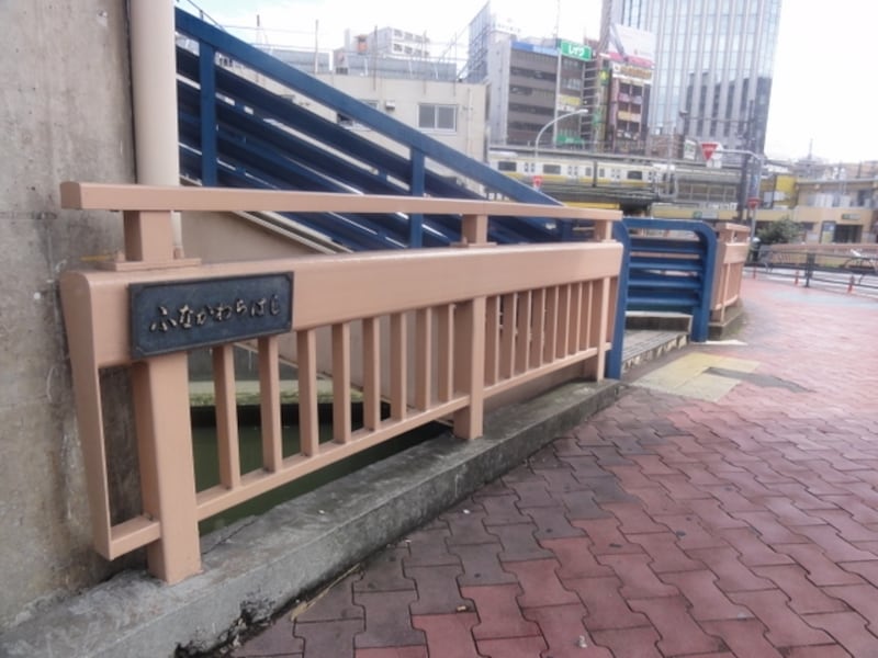 このあたりの神田川北側は「市兵衛河岸」と呼ばれていた