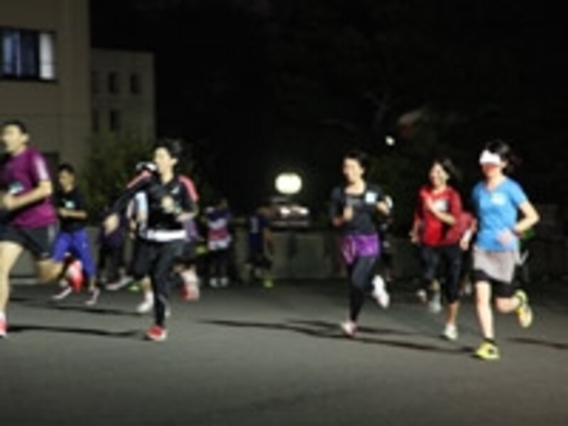 スロープをダイヤモンドヘッドの坂に見立ててダッシュ