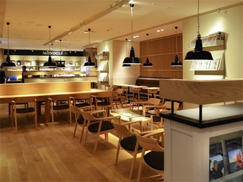 グローバル情報誌『MONOCLE』が展開するカフェ。