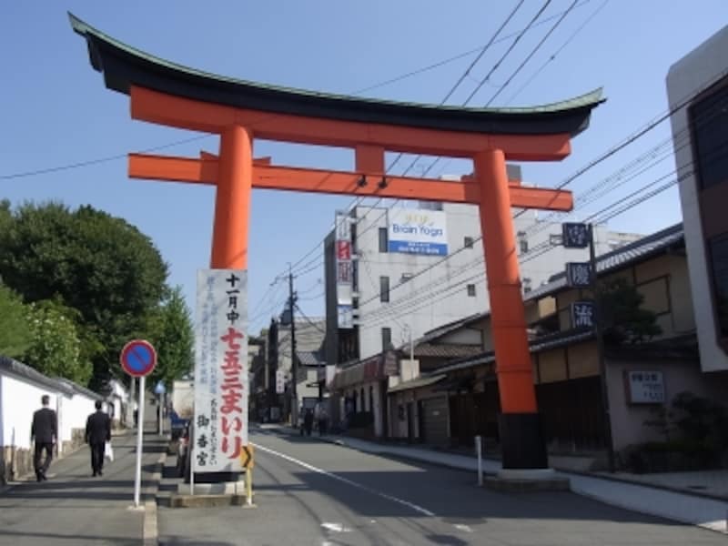 御香宮神社鳥居