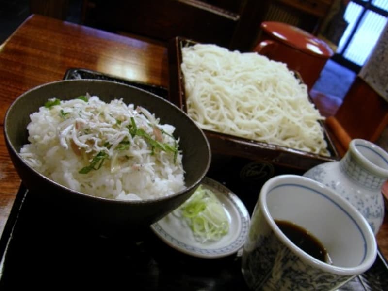 生姜切りとしらすご飯