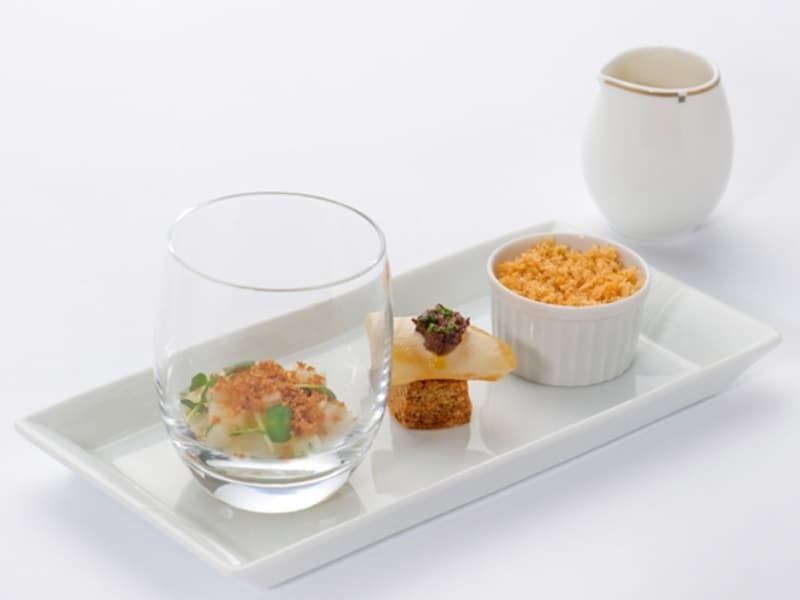 食前の小さなお皿undefined取り合わせ