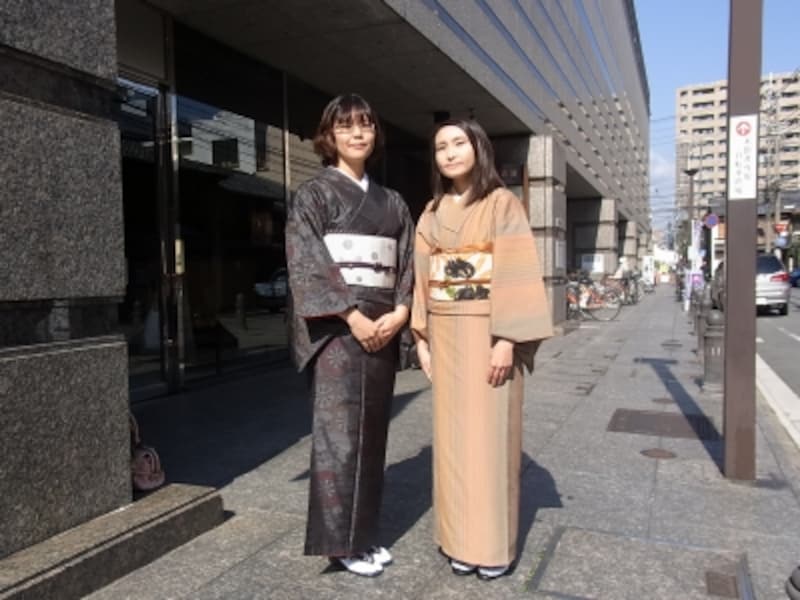 高倉通の二人連れ