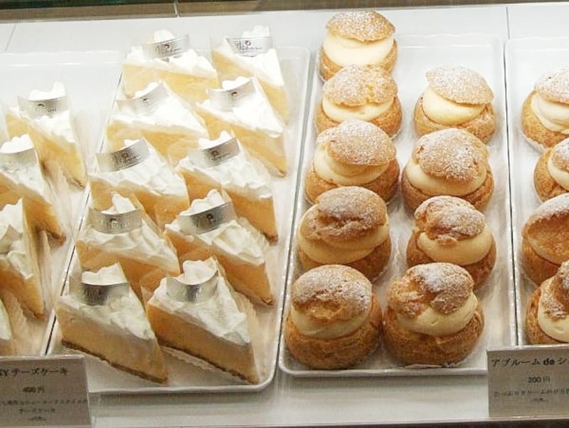 「アブルームdeシュー」と「NYチーズケーキ」