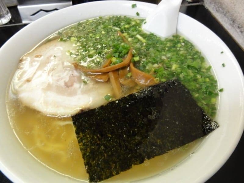 スープ、麺もおいしいが、なんといってもチャーシューが美味