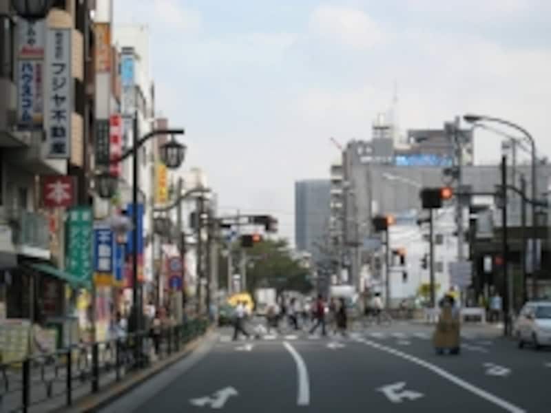 駅近くの不動産会社