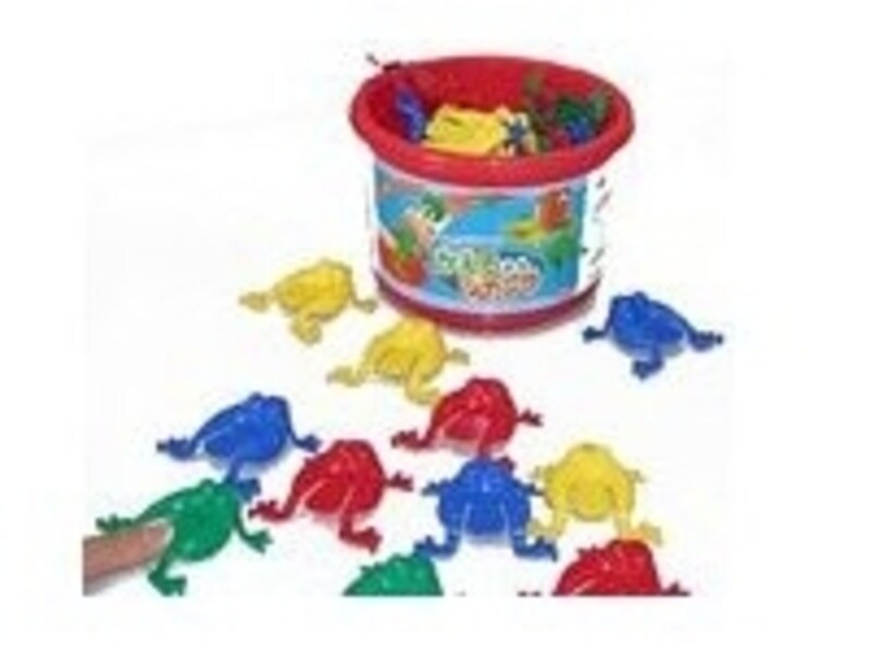 4色のかえるが4匹ずつ入っています