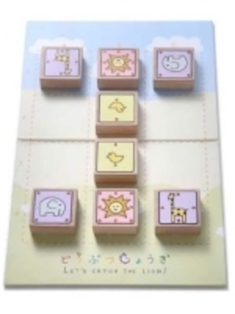 女流棋士の方々が考案、イラスト、デザインを手掛けた子ども用将棋