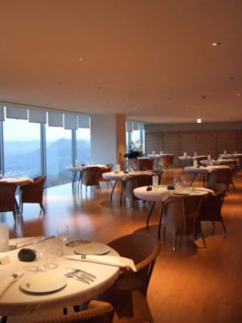 Michel Bras Toya Japonのテーブル配置