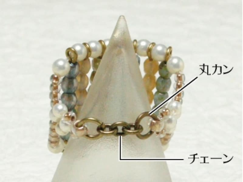 七色ビーズのモザイクプレートリング