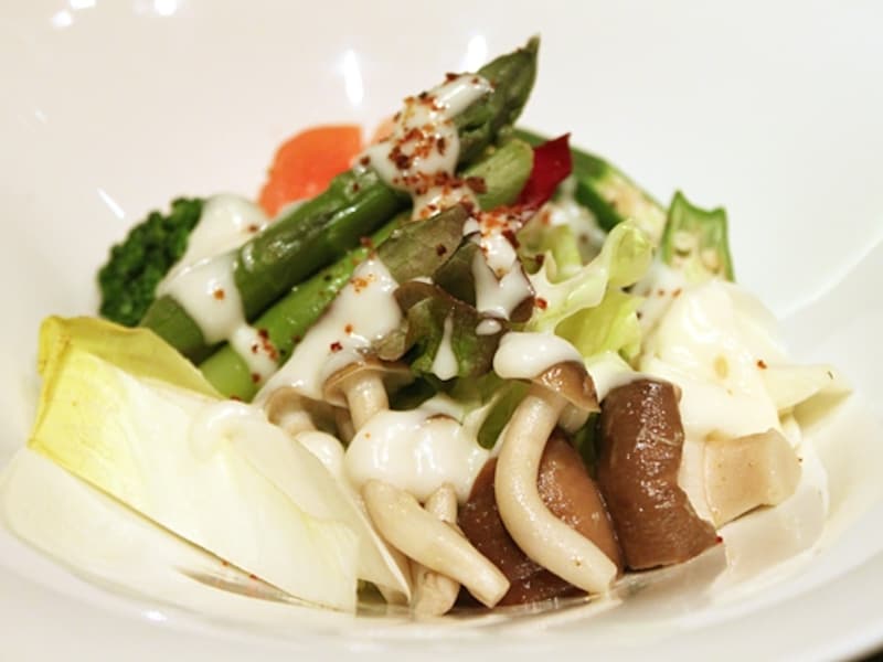数種類の野菜が入ったサラダ