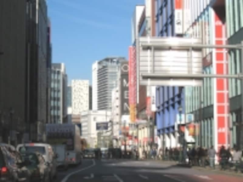 新宿三丁目からの眺め