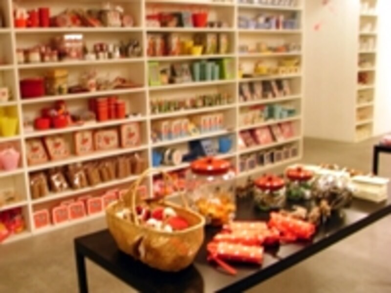 地下の雑貨売り場