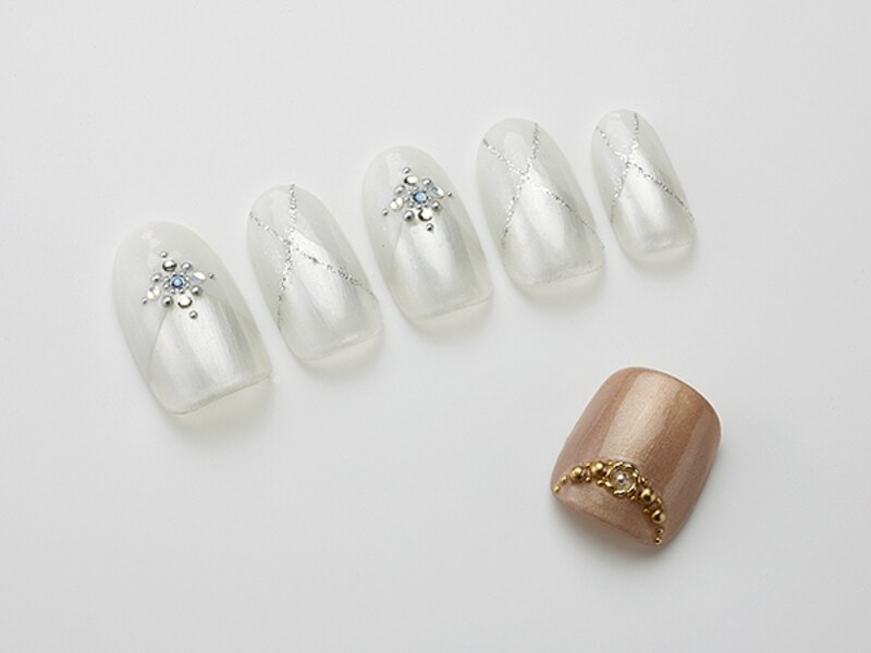 結晶モチーフがアクセント