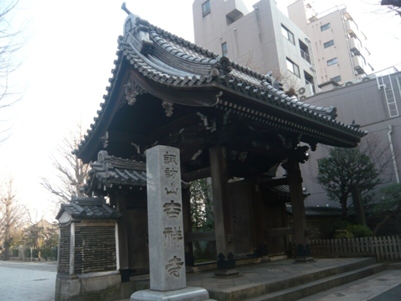 吉祥寺の山門