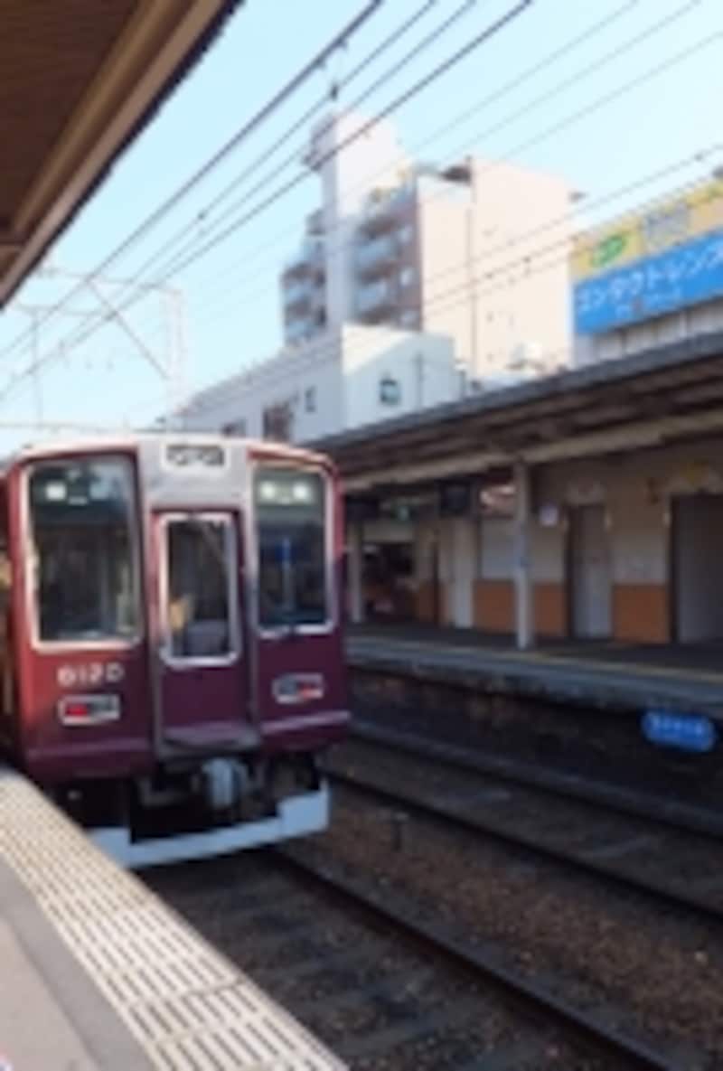 道路、鉄道、空港、学校、ビル…身近なところに砕石は使われている。