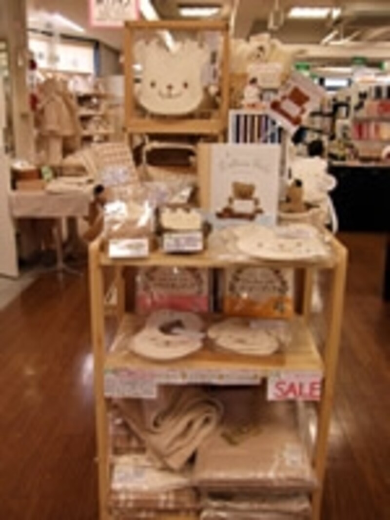 ミズ・クレヨンハウス