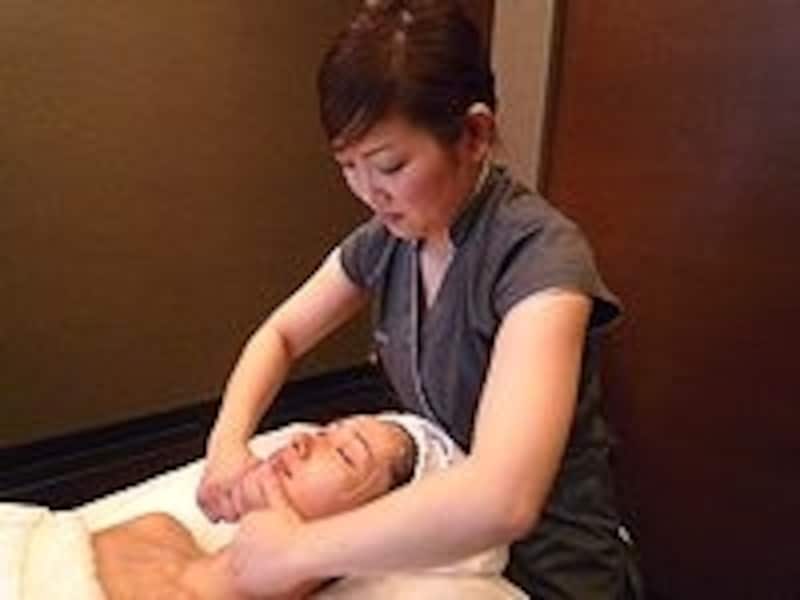 リフトアップマッサージ