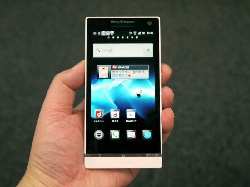 実際に手にてにすると、かなり薄くなった印象だ