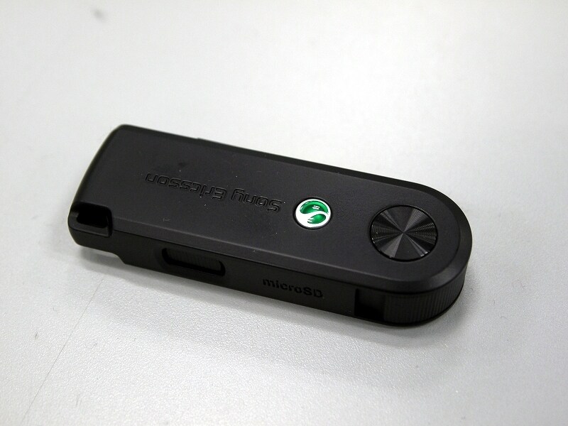 USBメモリ型のmicroSDリーダー