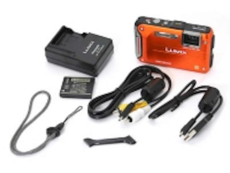 セット内容。ゴムパッキンに付いたホコリなどを取り除くブラシも標準装備