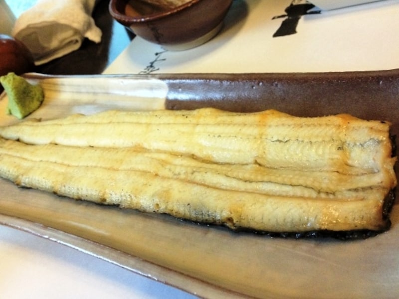 お酒のお供、「白焼き」は1575円