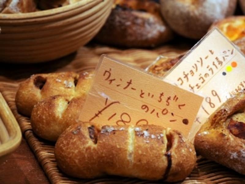 ウィンナーといちぢくのパン