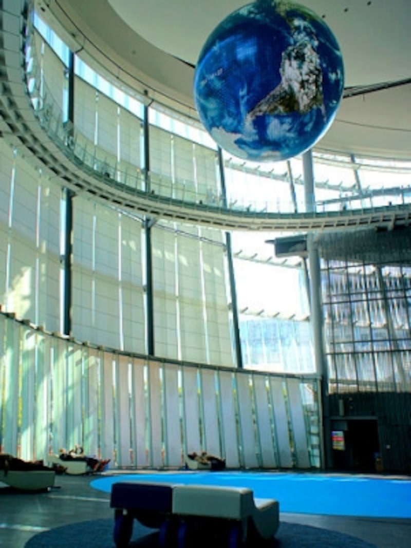 お台場で一息つける穴場スポット 日本科学未来館 お台場の観光 旅行 All About