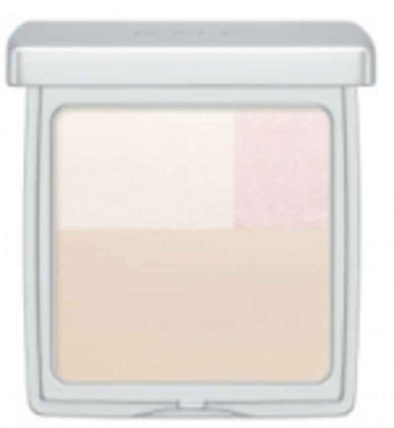 気になる毛穴もふんわりカバー。