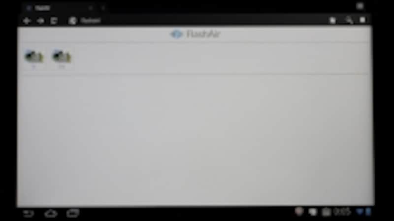 ウェブブラウザで「http://flashair/」にアクセスすればFlashAir内のフォルダが表示される
