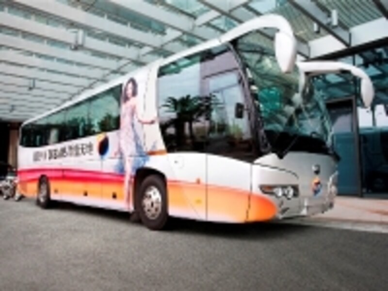 無料シャトルバスは路線、本数ともに充実 (c) City of Dreams