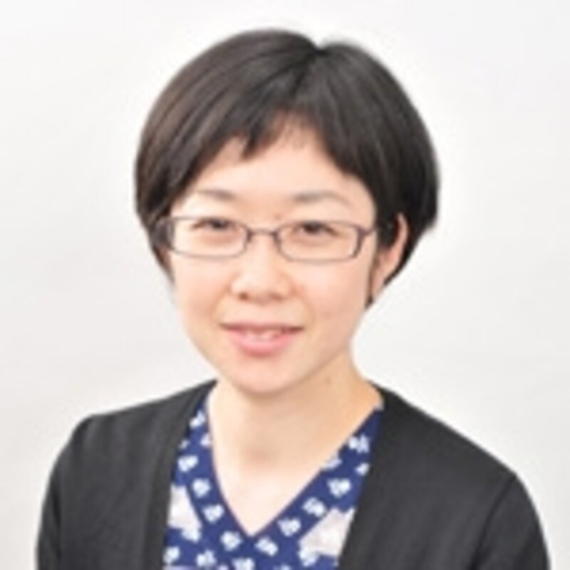 小野育代