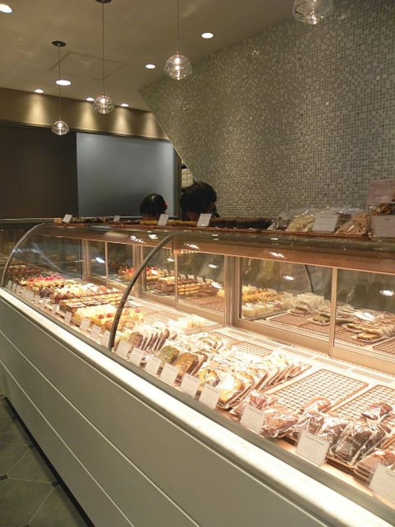 「パティスリー リョーコ」の店内