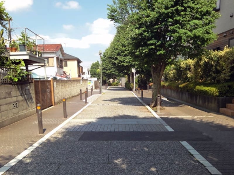 無電柱化した街並み