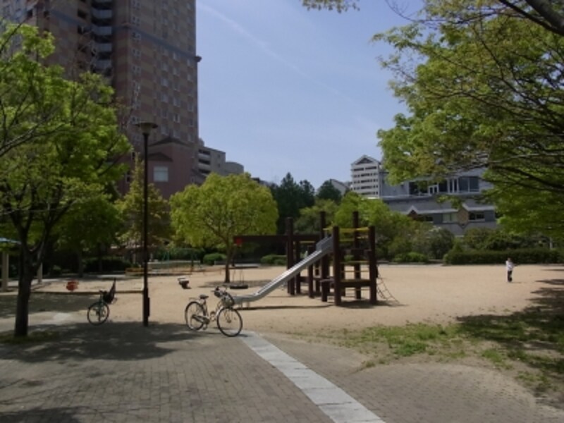 公園＠六甲アイランド