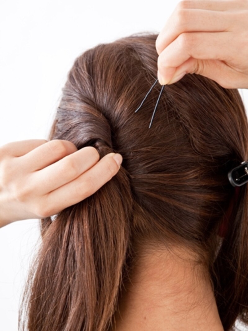 下→上の順番で留めていく