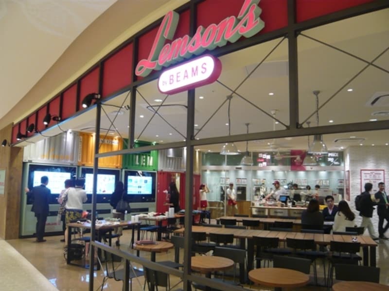 レムソンズ店内