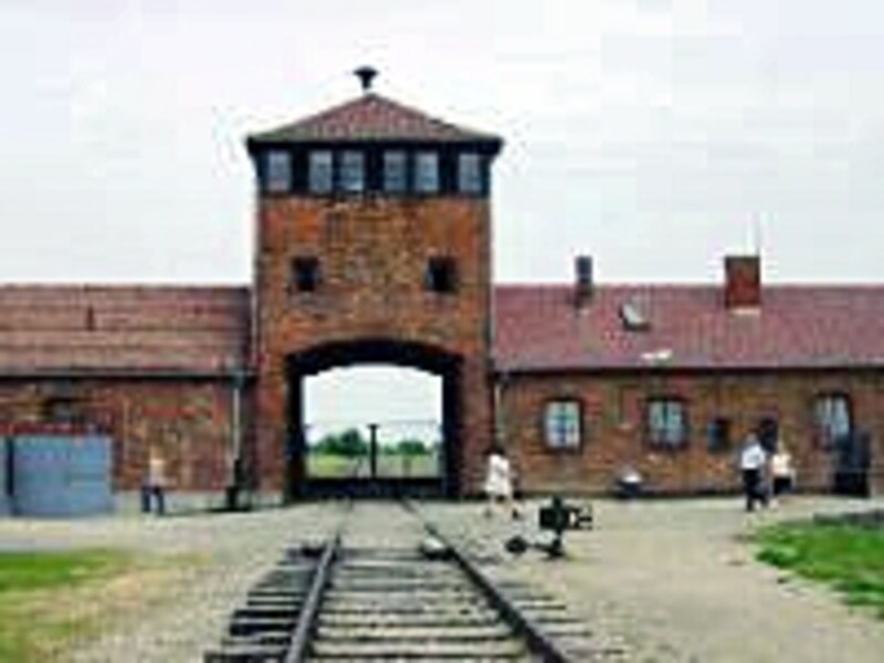 アウシュビッツ収容所