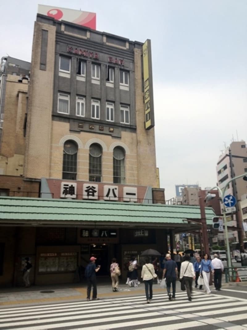 2011年には神谷ビル本館が登録有形文化財に