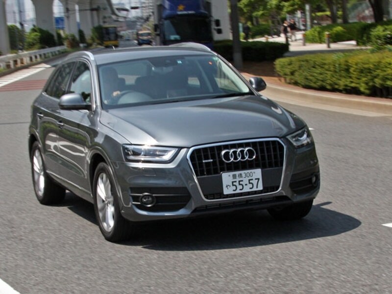 アウディQ3