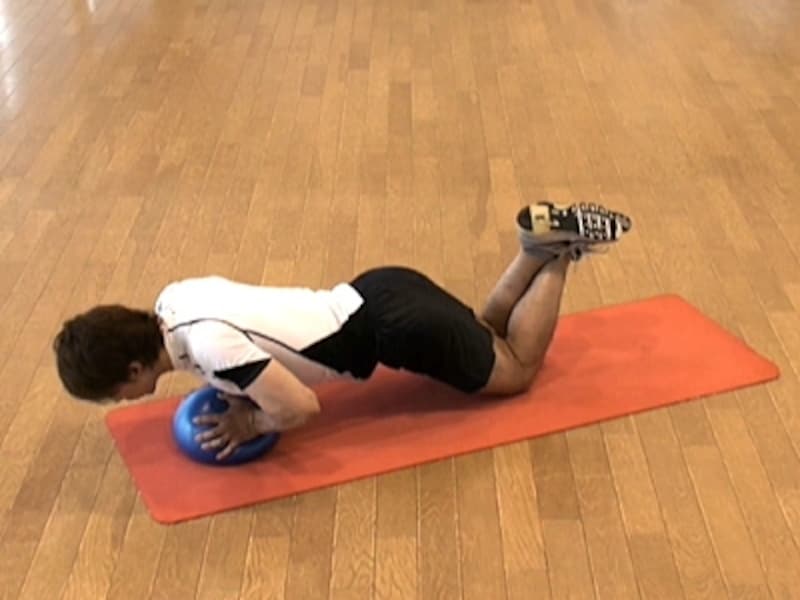 ナローボールプッシュアップその２