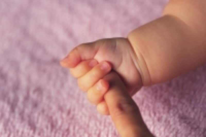 新生児の黄疸の原因と治療 子供の病気 All About