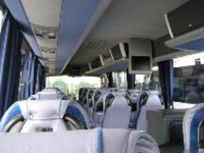 バス車内