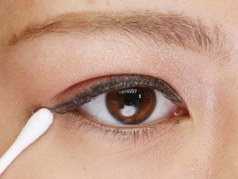 たれ目に見せましょう!