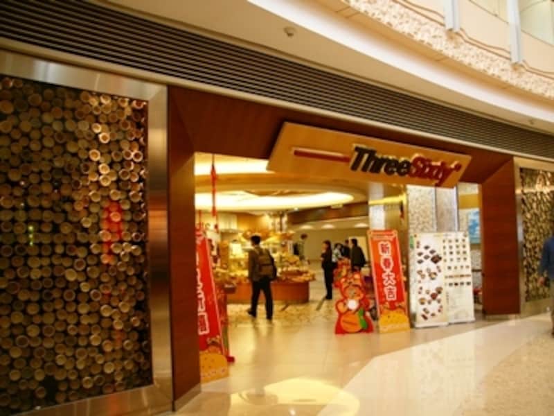 2店舗ともショッピングモールの中にあるのでお買いもののついでに立ち寄れる