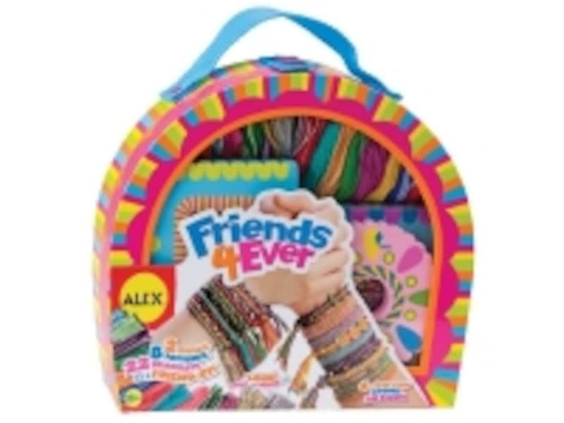 たっぷりある材料はかわいらしいバッグ入りで持ち運びも便利です