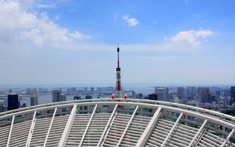 東京タワーの特別展望台（地上250m部分）と目線は同等？
