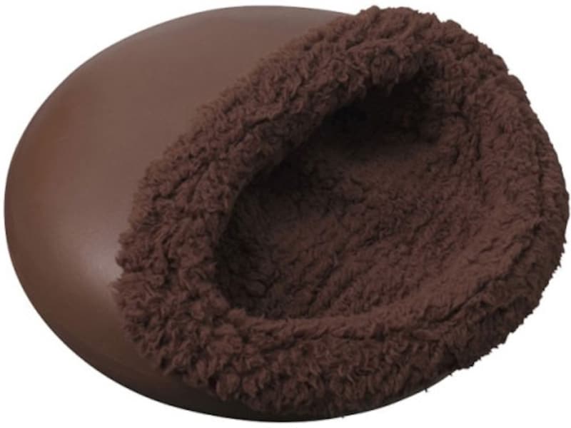 エアーマッサージャーundefinedフットインリフレ EW-NA42。1万5000円前後。オフィスなどでも手軽に使えるよう軽量・コンパクト、さらに低騒音化設計されているのも嬉しい